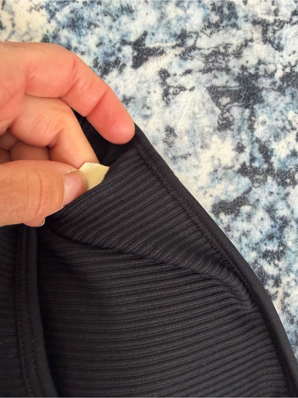 One-Shoulder Ribbed Sports Bra - Black - Picture 5 of 5